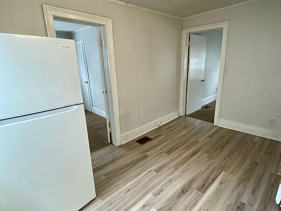 2nd image of 55 E 7th St APT 2