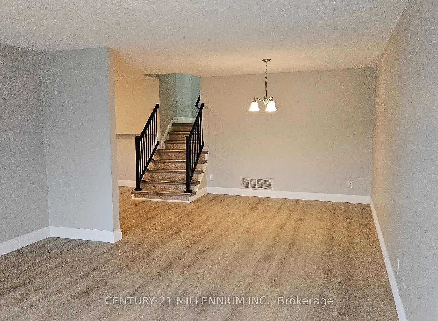 3 bed, $2,990 — Photo 4