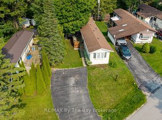 55 Georgian Glen Dr, Wasaga Beach, ON L9Z 1K7