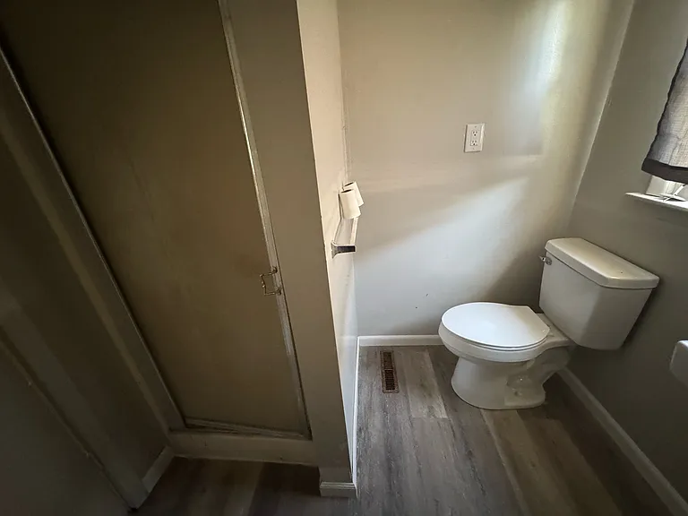 603 N Thompson St — Photo 7