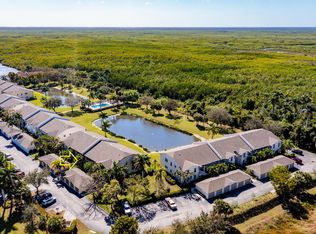 338 Newport Dr APT 1802, Naples, FL 34114