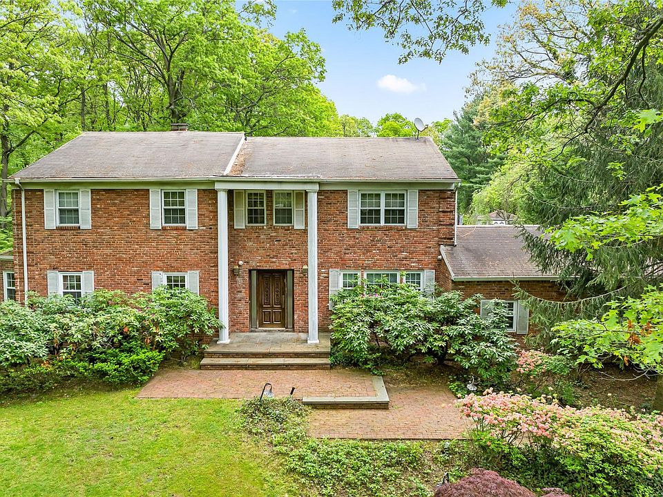 1st image of 31 Wenwood Drive
