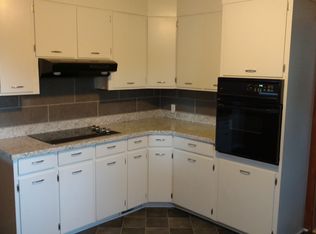 921 E Stone St, Independence, MO 64050