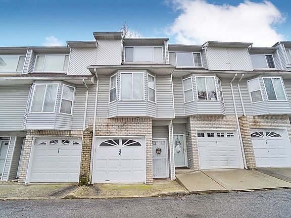 2nd image of 26 Regina Ln