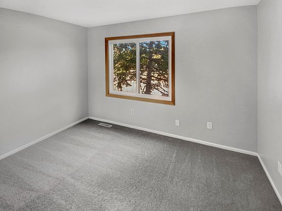 5th image of 699 E Burnsville Pkwy #17
