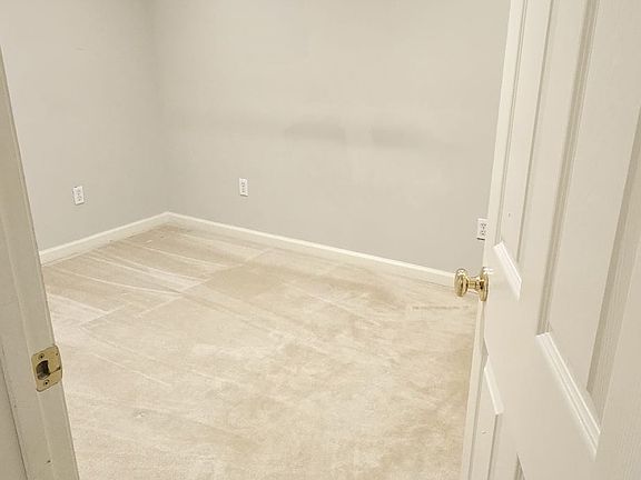 5th image of 2596 Sylvan Moor Ln #Basement