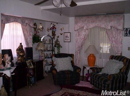 5th image of 26273 N Louisa Ave
