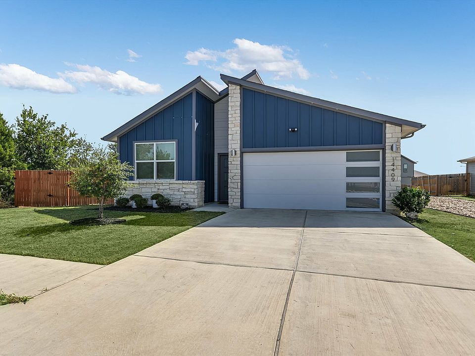 1st image of 14409 Cantarra Dr