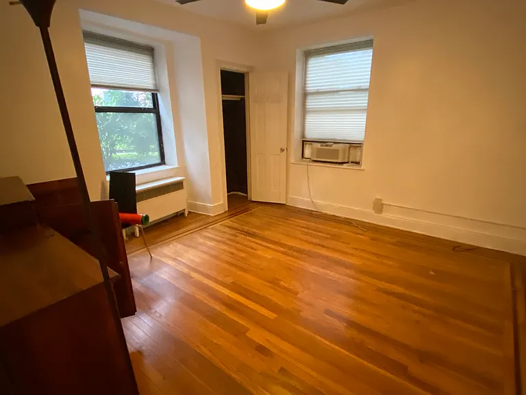 1 Broad Pkwy #6J — Photo 4