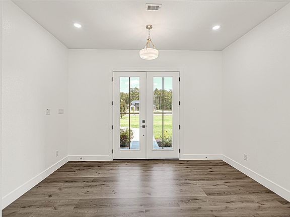 3rd image of 15020 Tybee Ln