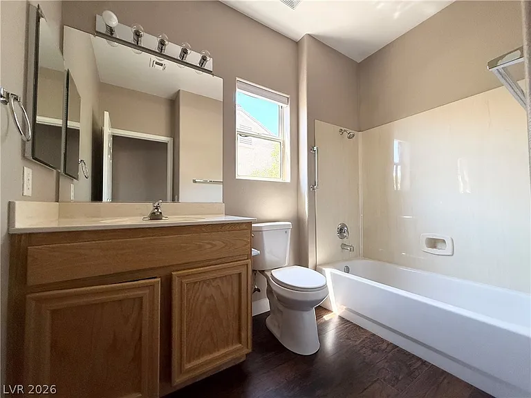 1895 Wallingford St — Photo 12
