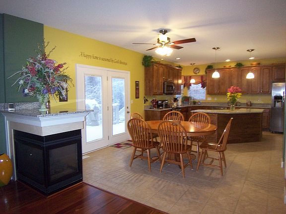 4th image of 9 Timber Stone Ct