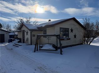 322 6th Ave, Shell Lake, WI 54871