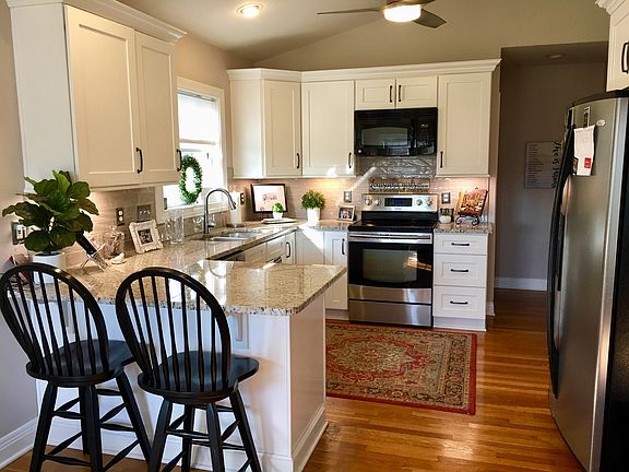 5th image of 2613 Idlewood Dr