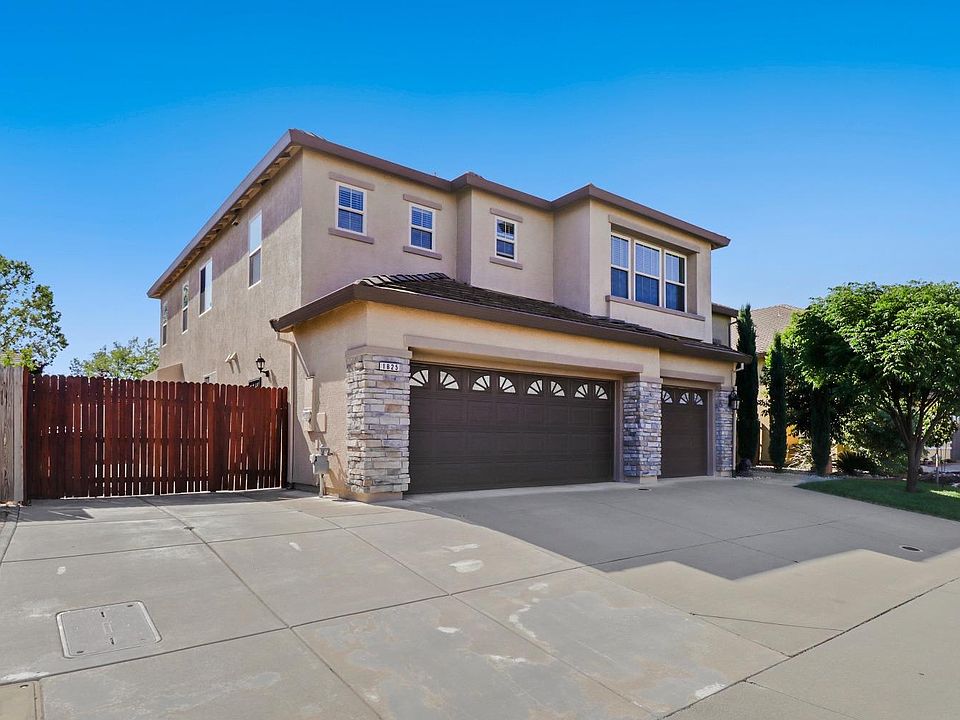 1st image of 1825 Bottlebrush Cir