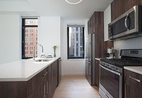 4th image of 29 Cliff St APT 19E