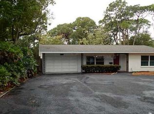 2211 Green Way S, Saint Petersburg, FL 33712