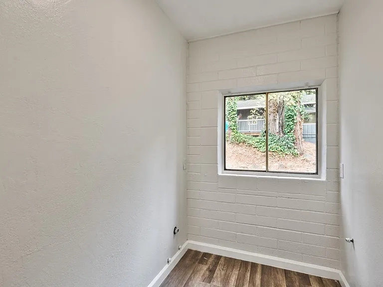 5600 Pony Express Ct — Photo 16