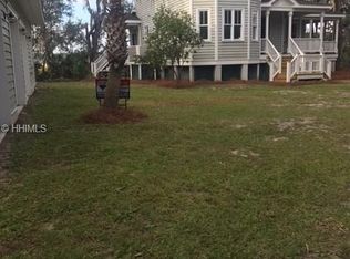 4 Pilothouse Dr, Saint Helena Island, SC 29920