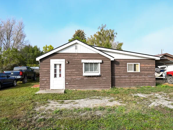 411 N Spruce St, Townsend, MT 59644