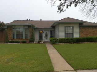 306 Wheatridge Ave, Mesquite, TX 75150