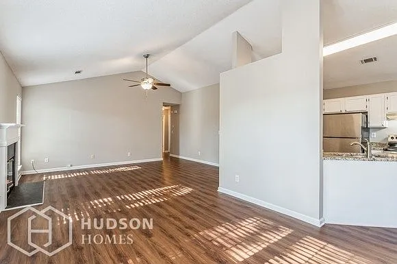 649 Fernstone Trl — Photo 4