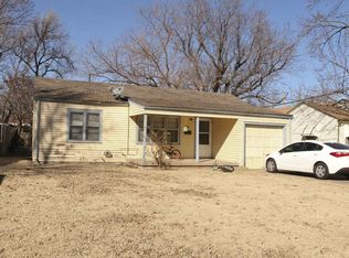 2141 S Green Acres Dr, Wichita, KS 67218