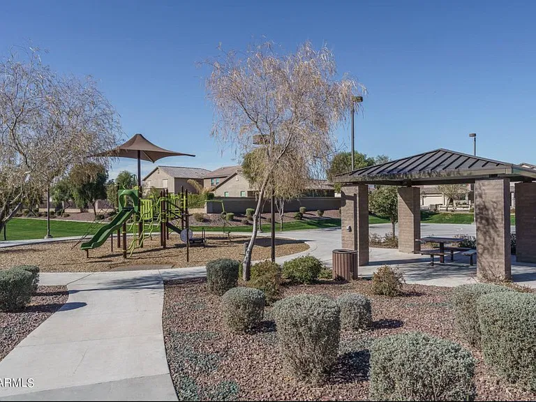 6133 W Evergreen Rd — Photo 9