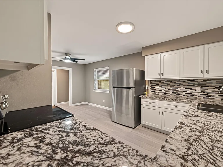 7338 Cornwall Bridge Ln — Photo 20