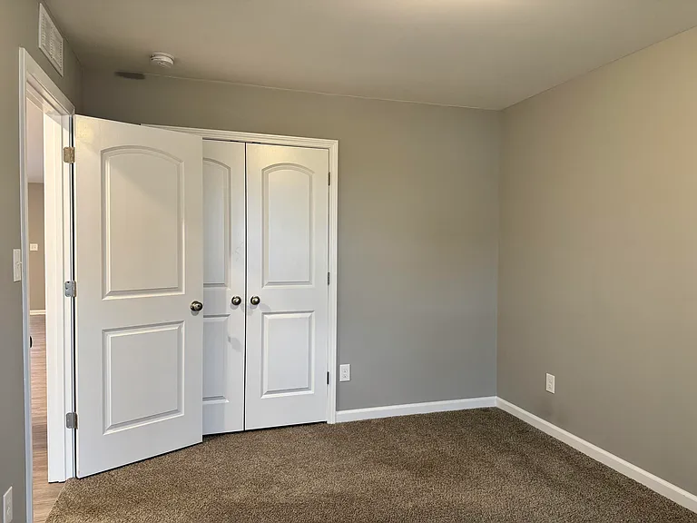 145 Candy Apple Ln — Photo 16