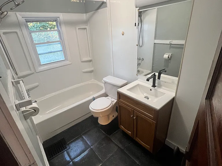 108 N Keystone Ave — Photo 13