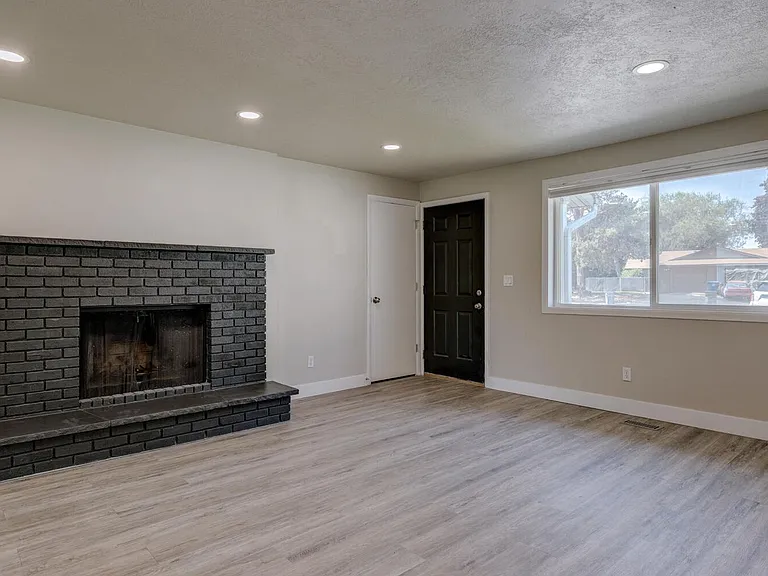 Complete Remodel near Boise River _ Pet Friendly! — Photo 2