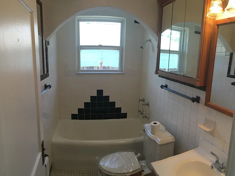 551 Zanesville St S #1 — Photo 17