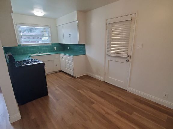 5th image of 810 Buena Vis APT A