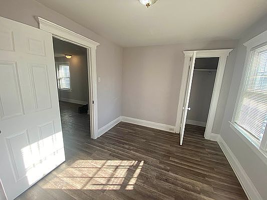 1st image of 967 E 94th St #1
