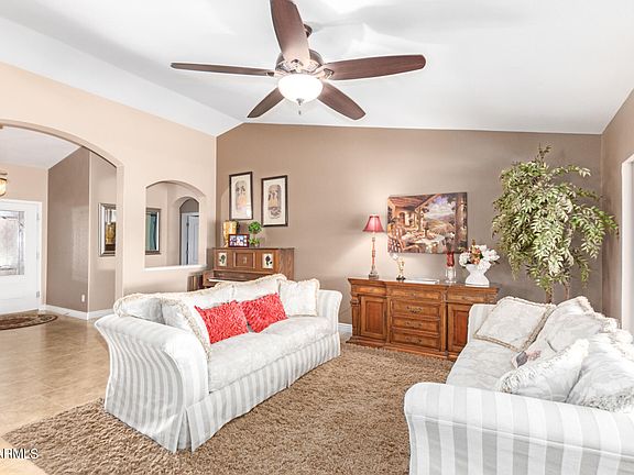 5th image of 3536 N SNEAD Drive