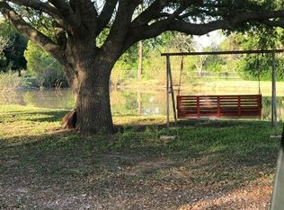 1383 River Valley Dr, Wharton, TX 77488