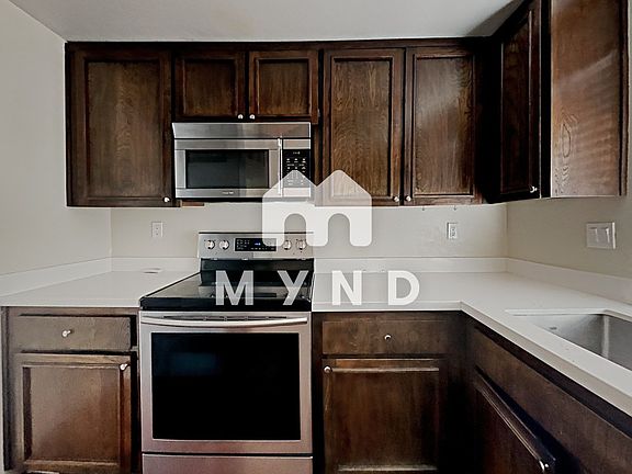 4th image of 462 Beckham Dr