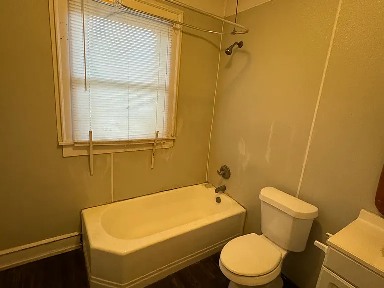 2915 Homan Ave #2915 HOMAN AVE — Photo 9