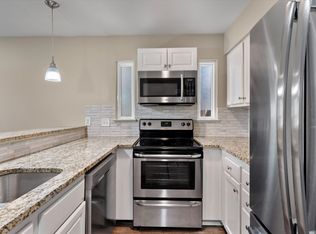 6810 Deatonhill Dr APT 108, Austin, TX 78745