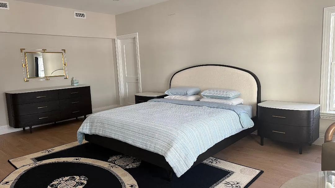 1 bed, 900 sqft, $2,500 — Photo 1
