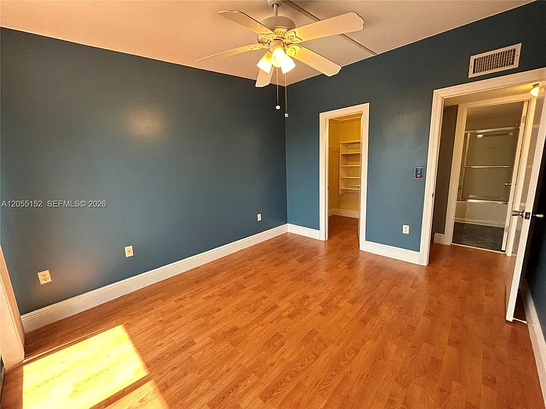 14110 Kendale Lakes Cir — Photo 63