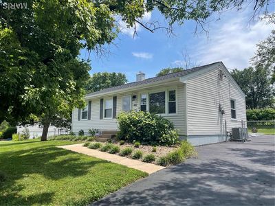 442 Radford Ln, Ballwin, MO, 63021