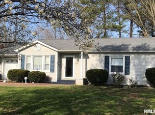 2142 Gartside St, Murphysboro, IL 62966