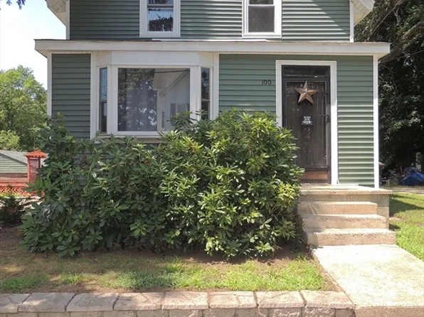 100 Locust Ave, Worcester, MA 01604