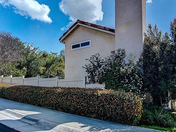 4th image of 793 Silvestre Ct
