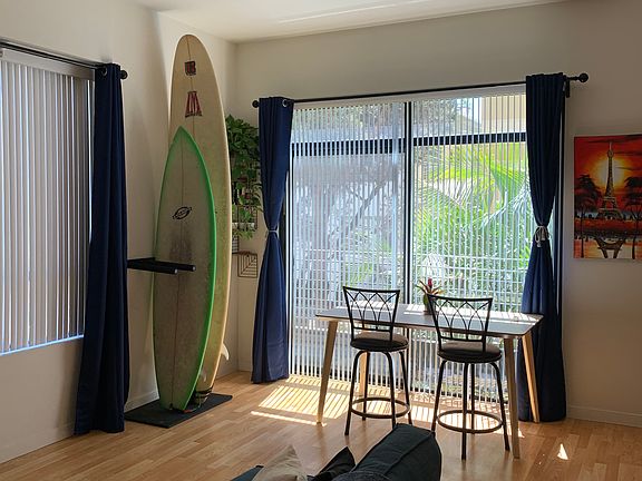 5th image of 889 Date St Unit 247