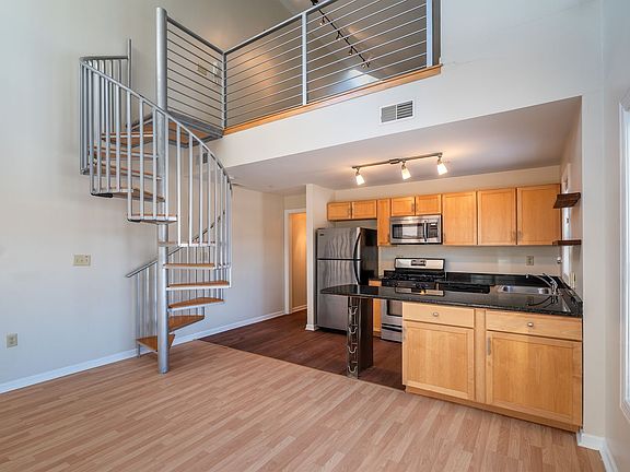 2nd image of 504 Elmwood Ave APT 304