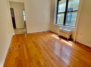 31-67 37th St #15, Astoria, NY 11103