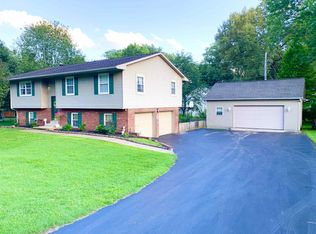 8711 Sharon Rd, Newburgh, IN 47630